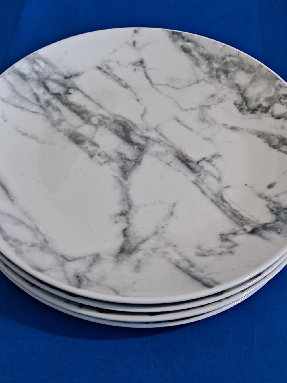 Set 4 Royal Norfolk 8" SALAD PLATES MARBLE Design Gray White Set Serving Bread